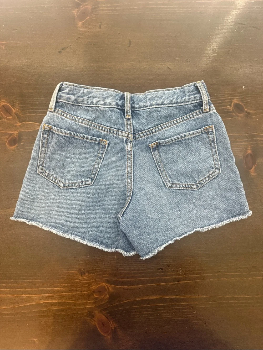 Old Navy High Waisted Light Blue Denim Frayed Hem Jean Shorts, size 8